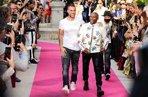 floyd mayweather versace|Floyd Mayweather Just Became A Fashion Designer.